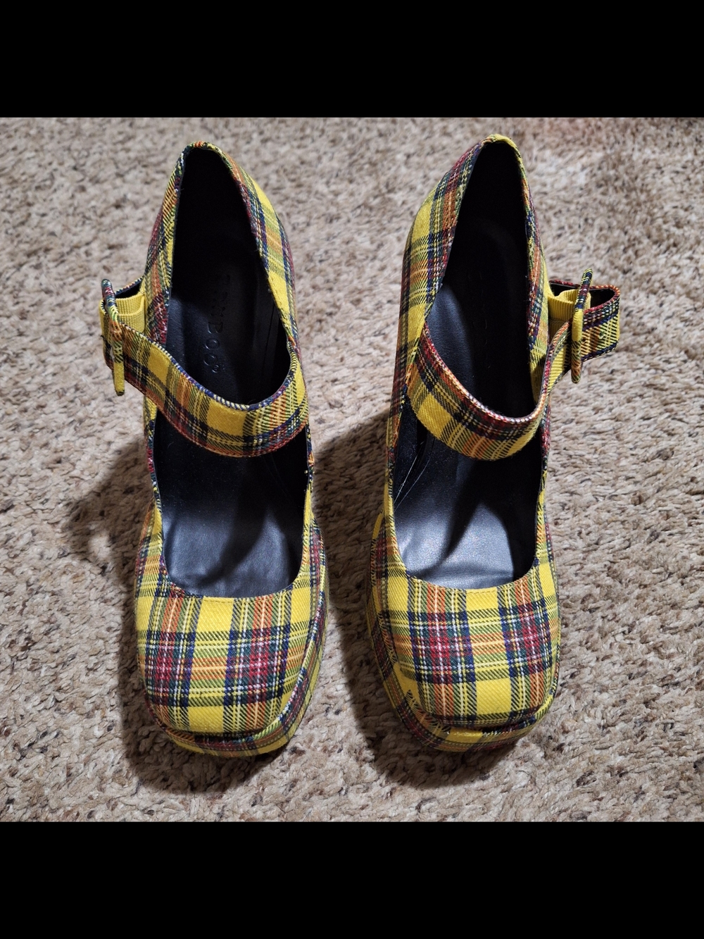 Bamboo Yellow Plaid Mary Jane Platform Heels Size 7.5 - Picture 3 of 7
